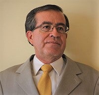 Texas CAEE alumnus Víctor Torres-Verdín