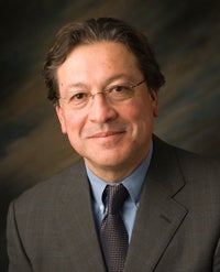 Texas Engineering alumnus Julio Ramirez