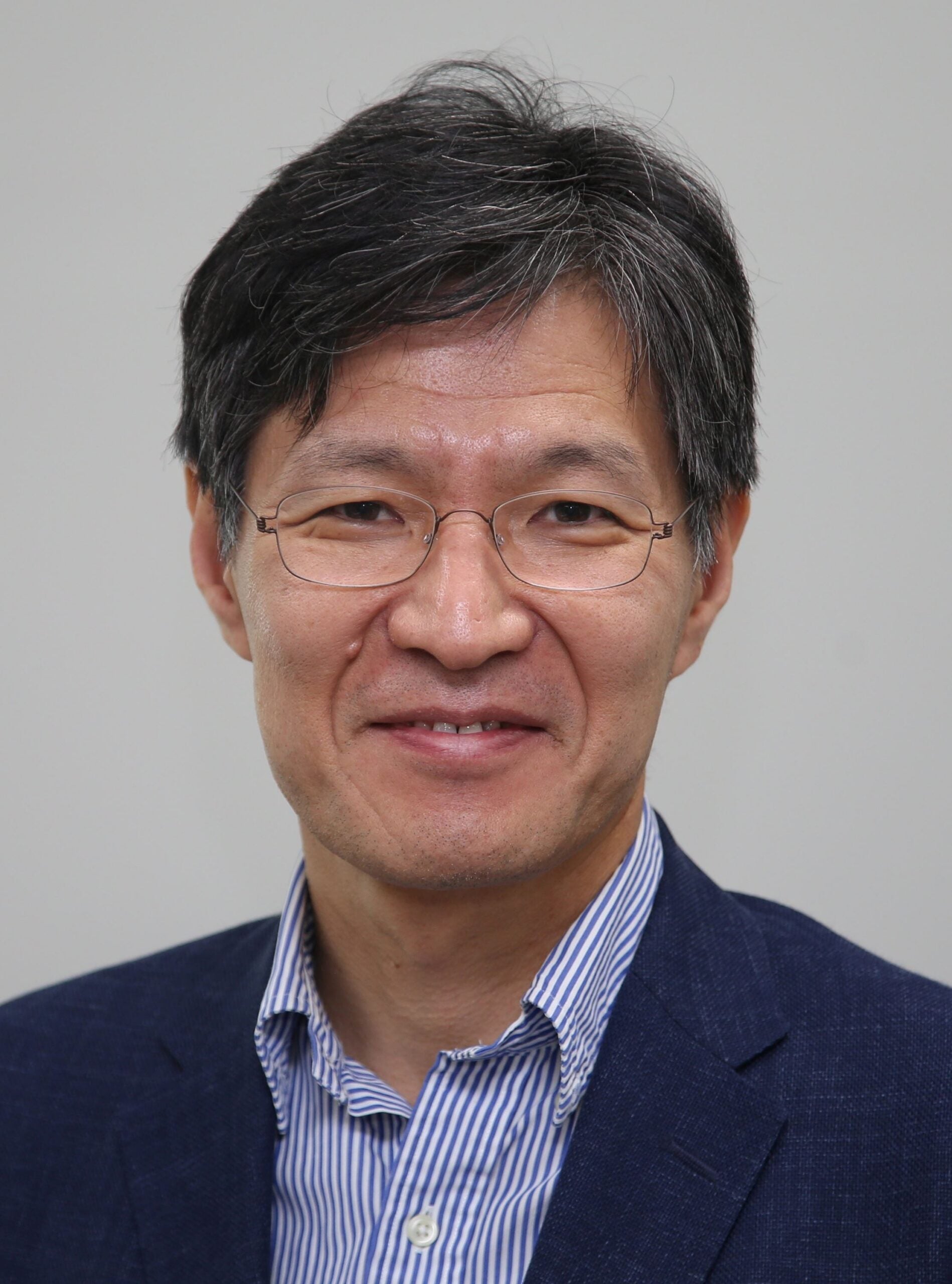 Texas CAEE alumnus Hong-Gun Park