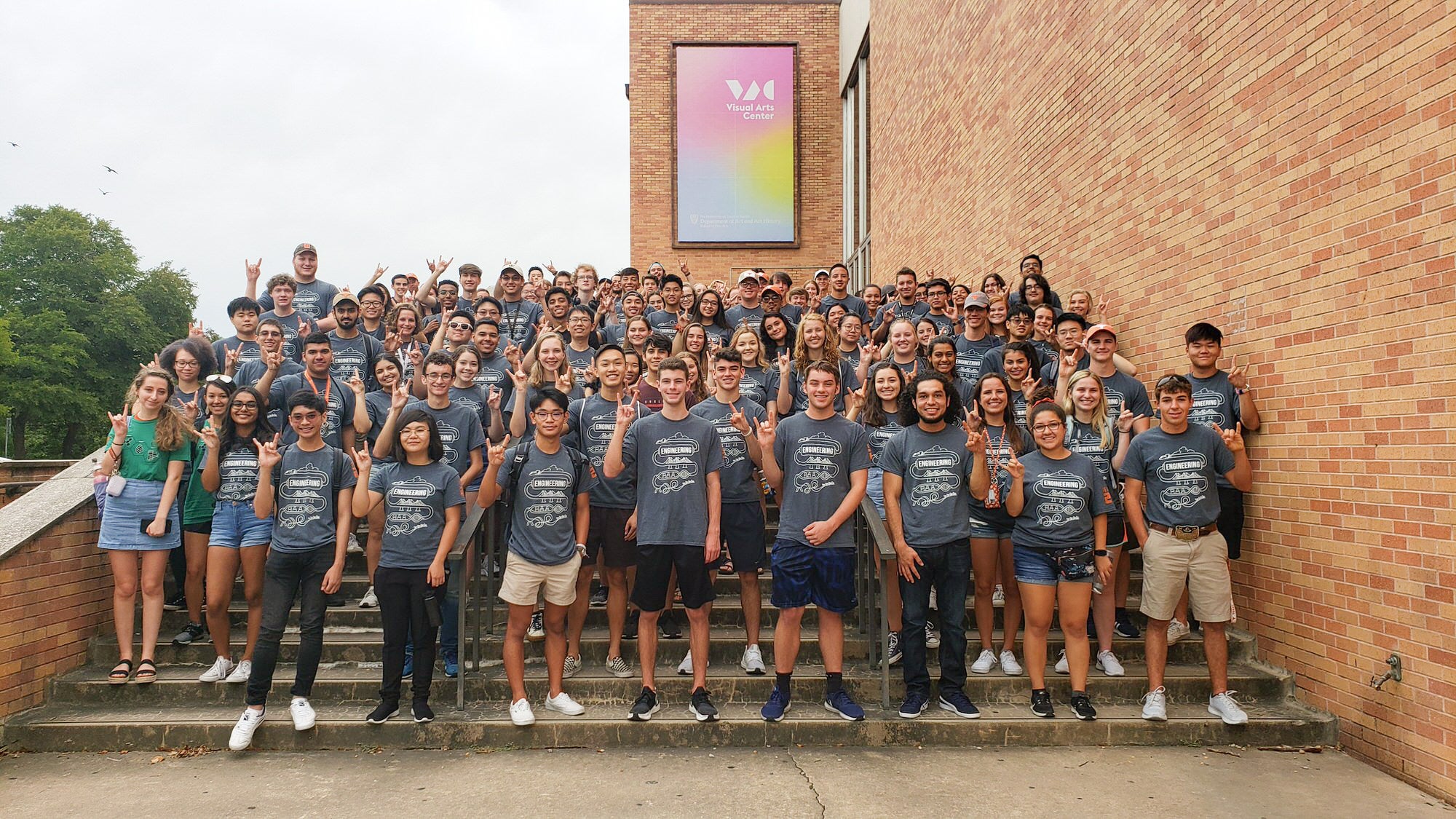 Incoming class of students pose together at the Gone to Engineering event