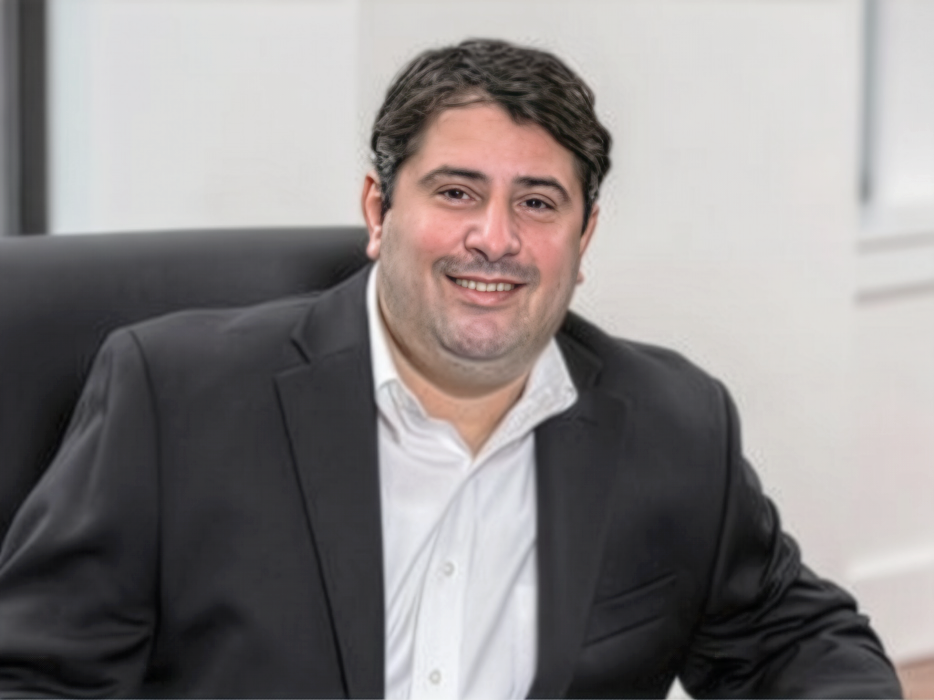 Texas Engineer Marcelo Azambuja