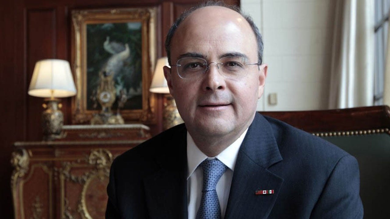 Texas CAEE alumnus Sergio Alcocer